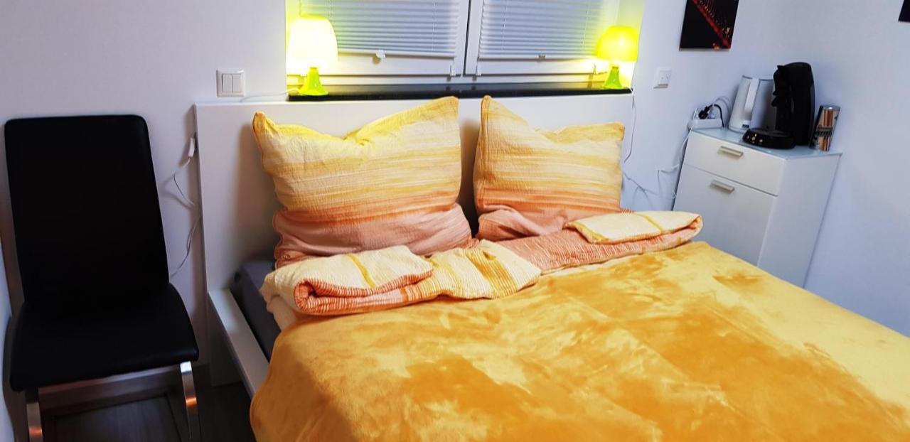 Klein Und Fein Apartment แอร์ฟชตัดท์ ภายนอก รูปภาพ