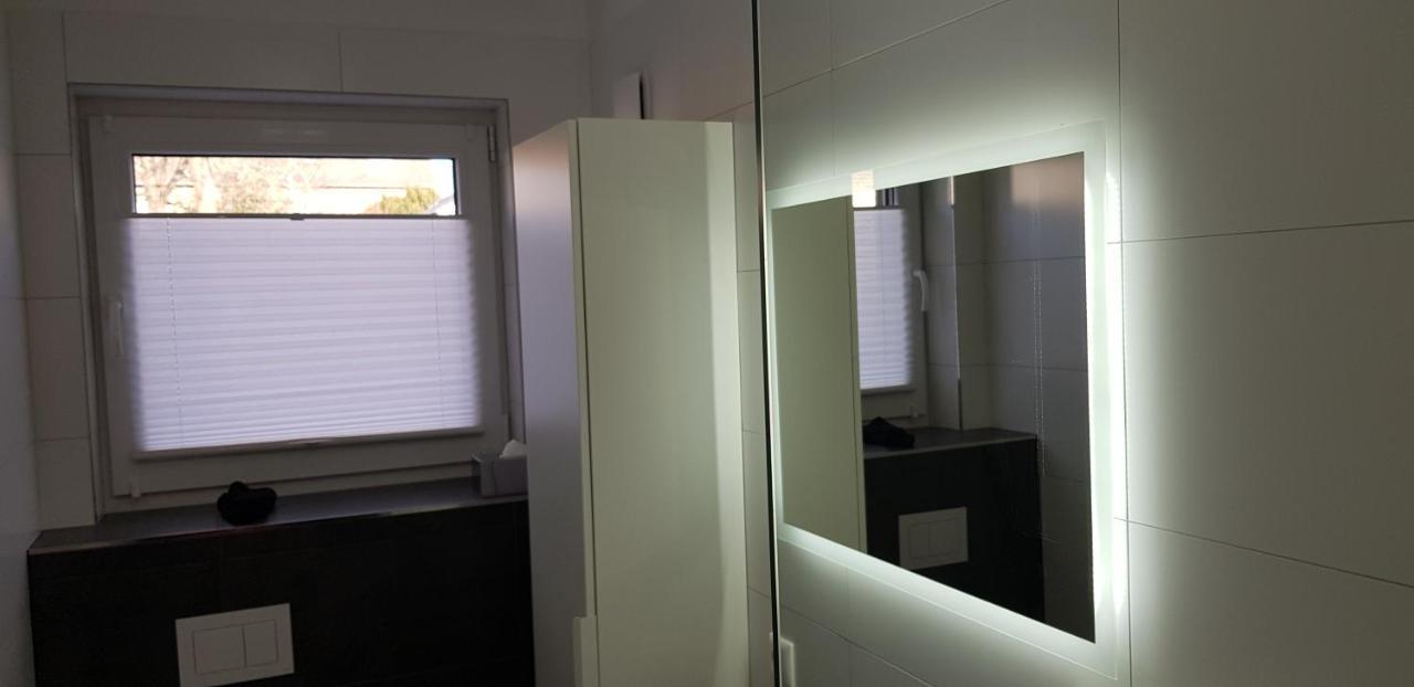 Klein Und Fein Apartment แอร์ฟชตัดท์ ภายนอก รูปภาพ