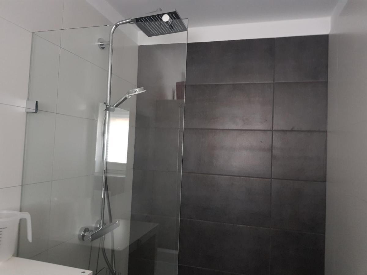 Klein Und Fein Apartment แอร์ฟชตัดท์ ภายนอก รูปภาพ