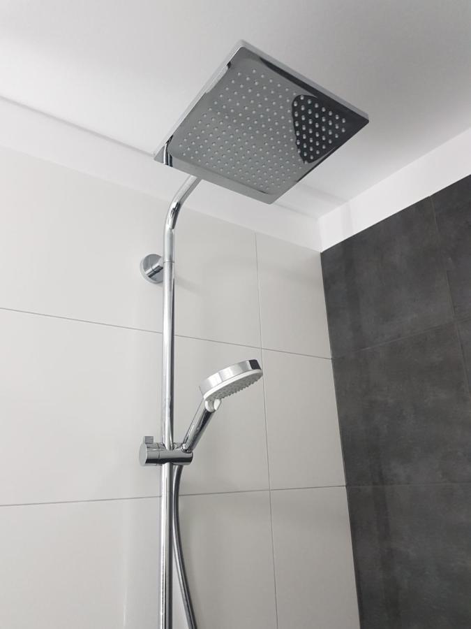 Klein Und Fein Apartment แอร์ฟชตัดท์ ภายนอก รูปภาพ
